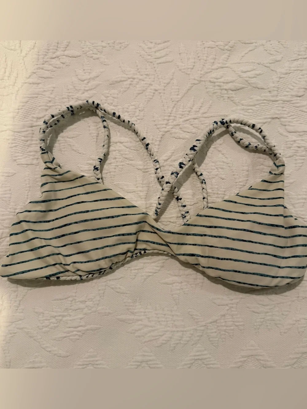 Frankie’s Bikinis Top